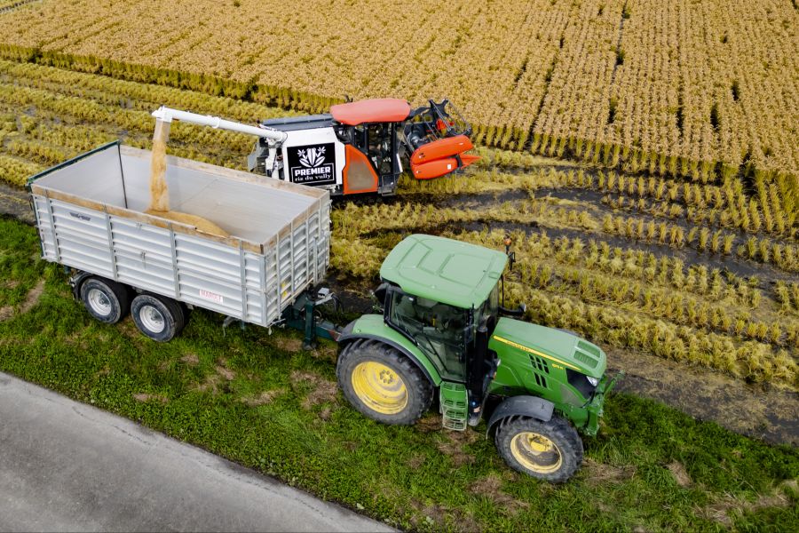 Schweizer Landwirtschaftsbetriebe spüren den gestiegenen Dieselpreis stark.