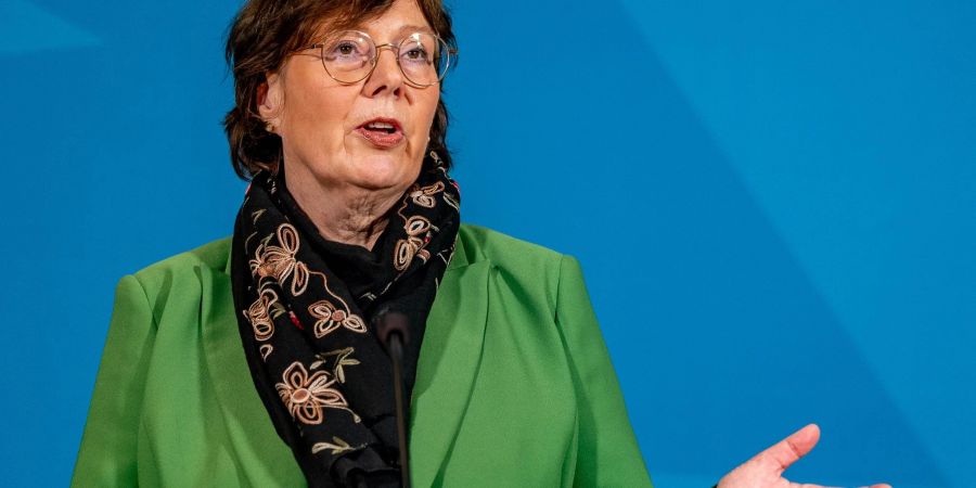 Nach Berichten über Drohnen über einem Industriegebiet in Schleswig-Holstein verspricht Landes-Innenministerin Sütterlin-Waack grosse Wachsamkeit. (Archivbild)