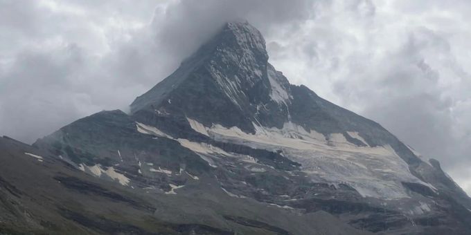 Beim Abstieg - Bergsteiger stürzt am Matterhorn in Zermatt in den Tod