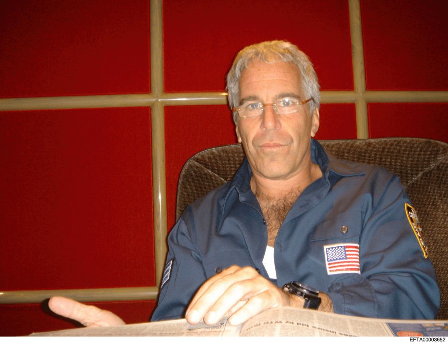 Dass Jeffrey Epstein auch am Missbrauch Minderjähriger beteiligt war, ist bekannt.