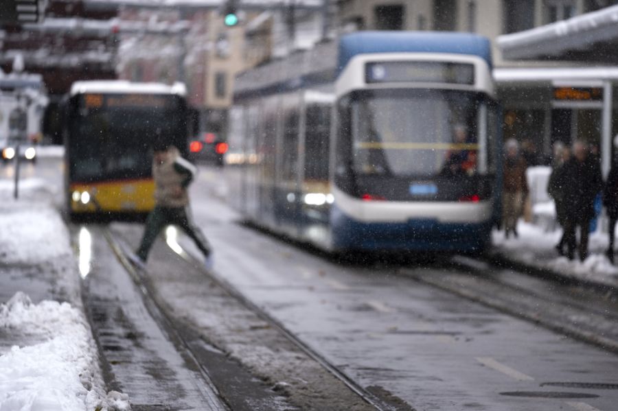 Am Wochenende geht es mit Schneefall und zeitweise Sonne weiter.