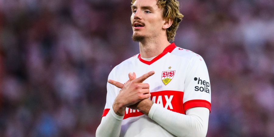 Nick Woltemade nimmt Abschied vom VfB Stuttgart und spielt nun für Newcastle United. Die Engländer bezahlten offenbar mehr als 85 Millionen Euro.