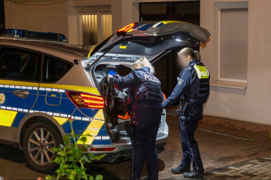 Die Mordkommission ermittelt. (Symbolbild)
