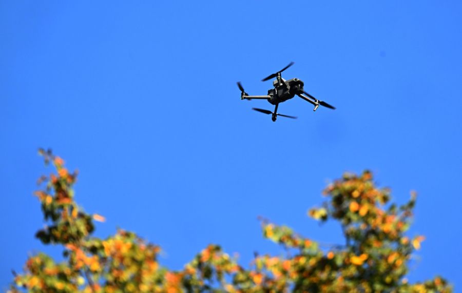 Er war aber nicht der einzige, der in der Sperrzone erwischt wurde: Einem Ukrainer wurde ein Flug mit seiner Drohne zum Verhängnis. (Symbolbild)