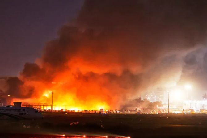 Flughafen Bangladesch Dhaka Grossbrand