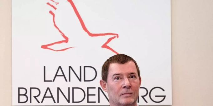 Stephan Märki, der neuer Intendant und Operndirektor am Staatstheater Cottbus, in der Staatskanzlei in Potsdam. Foto: Ralf Hirschberger Stephan Märki, der neuer Intendant und Operndirektor am Staatstheater Cottbus, in der Staatskanzlei in Potsdam. Foto: Ralf Hirschberger
