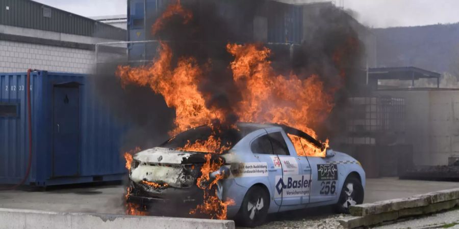 elektroautos crashtest