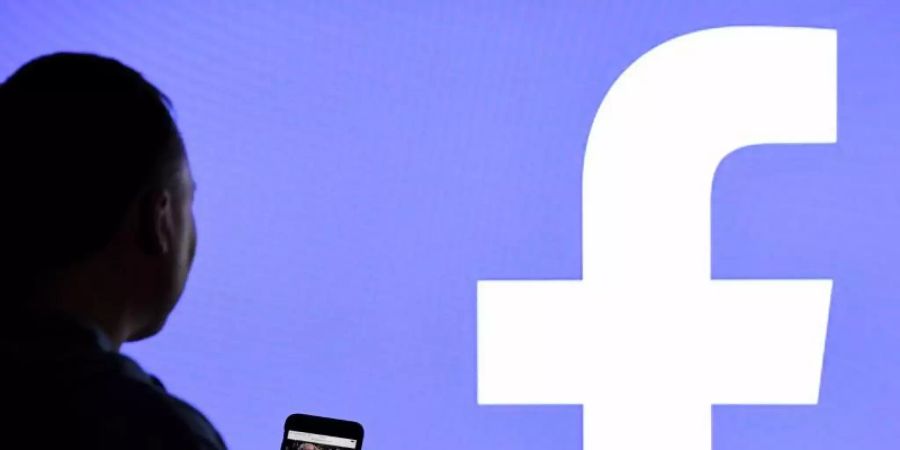 Facebook hatte einen Post gelöscht und den Nutzer 30 Tage gesperrt - zurecht, urteilte das Landgericht Stuttgart. Foto: Carsten Rehder