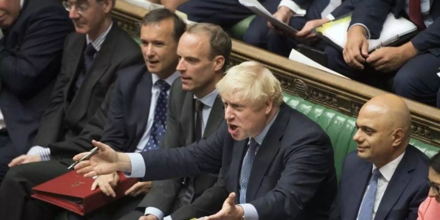 Am Schauplatz seiner jüngsten Niederlagen: Boris Johnson spricht im britischen Parlament. Foto: Jessica Taylor/House of Commons/AP