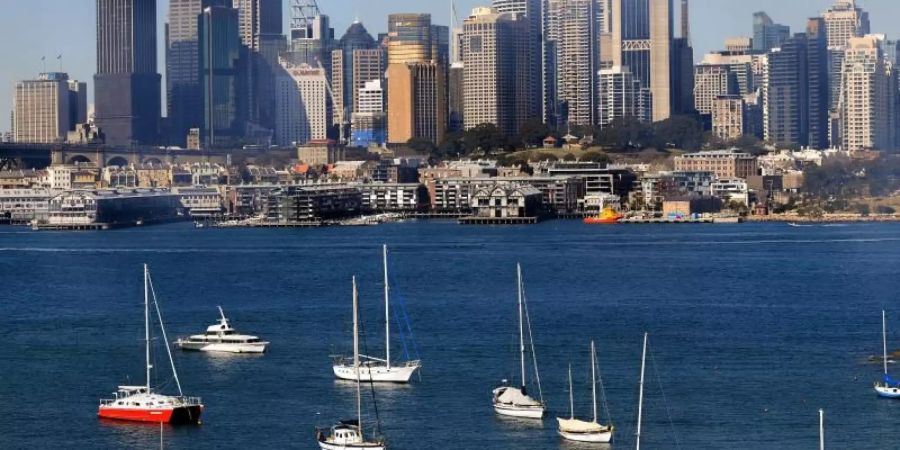 Blick auf die Skyline des Central Business Districts von Sydney. Wegen der andauernden Dürre haben die Behörden in Sydney erstmals seit zehn Jahren Beschränkungen für die Wassernutzung eingeführt. Brendan Esposito/AAP Foto: Brendan Esposito