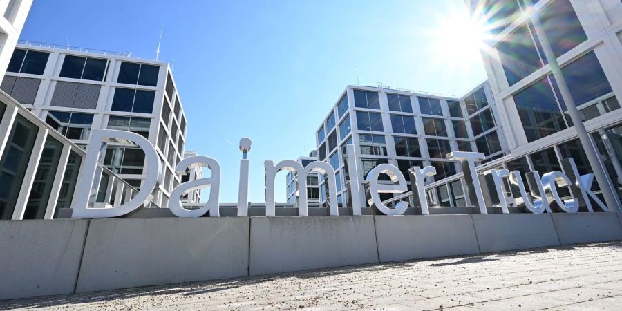 Das Verwaltungsgebäude des Lastwagen- und Busherstellers Daimler Truck.