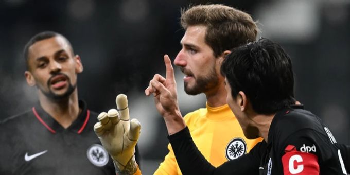 Sow-Teamkollege - Star-Goalie Kevin Trapp verlängert in Frankfurt