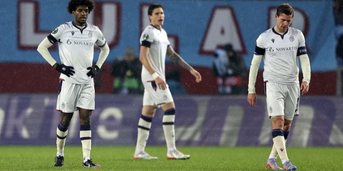 Lange Gesichter beim FCB. Das Hinspiel der Conference-League-Zwischenrunde geht verloren. FC Basel