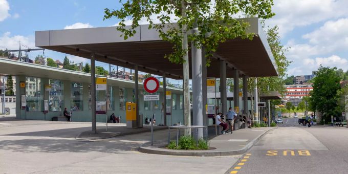 Der Busbahnhof in Schaffhausen. Der Busbahnhof in Schaffhausen.