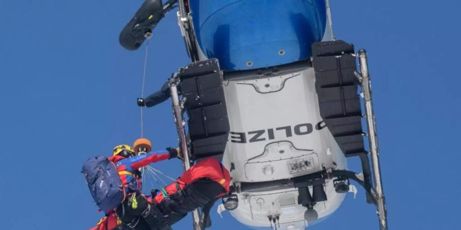 Lawinenübung des Alpinen Einsatzzuges der Polizei und Bergwacht 2018 in Oberaudorf. Foto: Matthias Balk/dpa