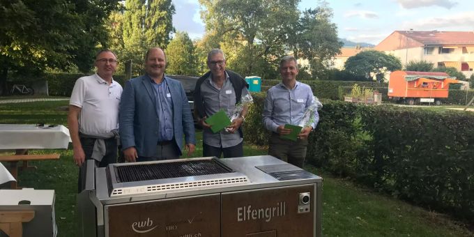 Sommeranlass im Seepark Ostermundigen (v.l.): Vizepräsident Harald Siegrist, Präsident Philipp Roth, ehem. Vizepräsident Hanspeter Friedli und ehem. Präsident Markus Burkhalter Gewerbeverein Bolligen