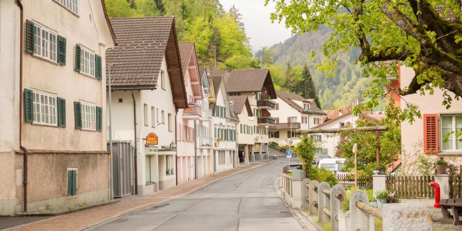 Die Hintergasse in Pfäfers im Kanton St. Gallen.