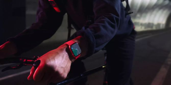 Apple Watch Strasse Autounfall