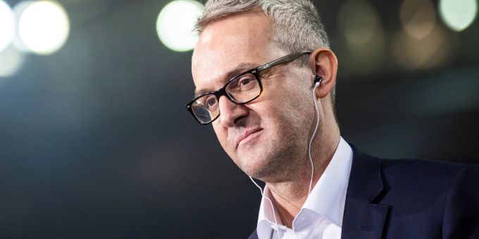 Alexander Wehrle, Vorstandsvorsitzender des VfB Stuttgart, kann die Fankritik gegen Atakan Karazor nicht nachvollziehen. Alexander Wehrle, Vorstandsvorsitzender des VfB Stuttgart, kann die Fankritik gegen Atakan Karazor nicht nachvollziehen.