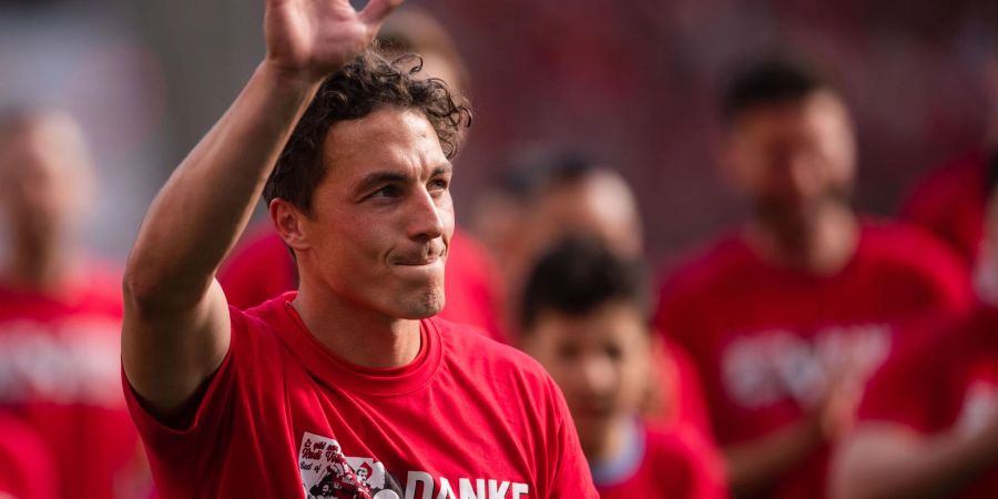 Soll sich mit dem FC Augsburg einig sein: Julian Baumgartlinger.