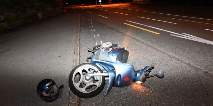 Wattwil: Selbstunfall mit Roller – alkoholisiert Wattwil: Selbstunfall mit Roller – alkoholisiert