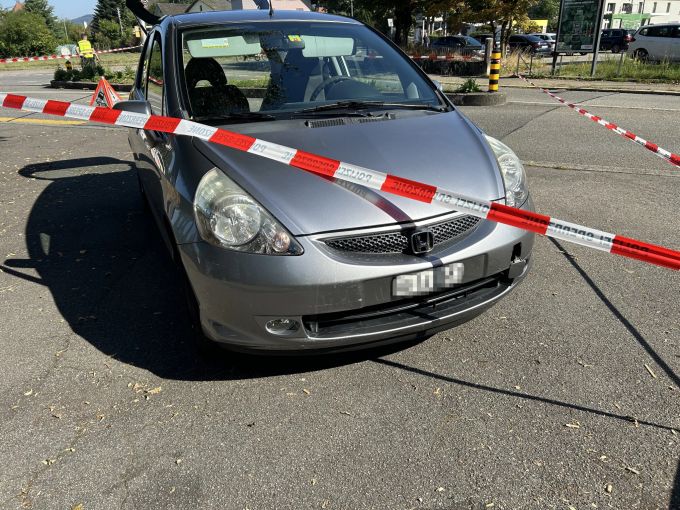 Beim Unfall entstand ein Sachschaden. Sachschaden nach Unfall