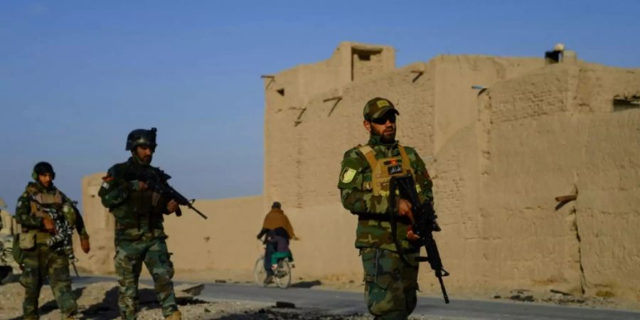 Afghanische Sicherheitskräfte in Herat