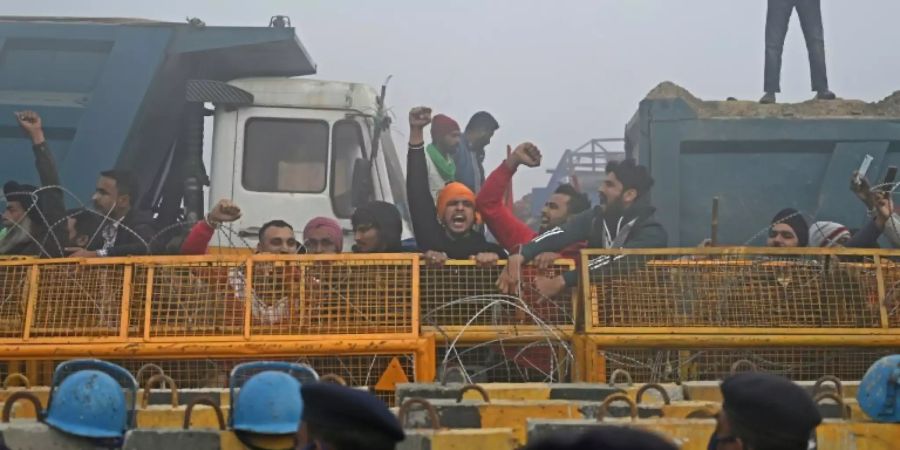 Bauern bei Protesten gegen Agrarreformen