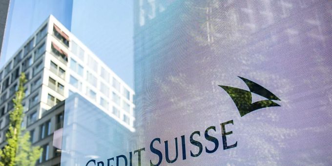 Hauptsächlich aufgrund eines Sondereffekts hat die Credit Suisse im dritten Quartal weniger verdient als vor einem Jahr. (Archivbild) Hauptsächlich aufgrund eines Sondereffekts hat die Credit Suisse im dritten Quartal weniger verdient als vor einem Jahr. (Archivbild)