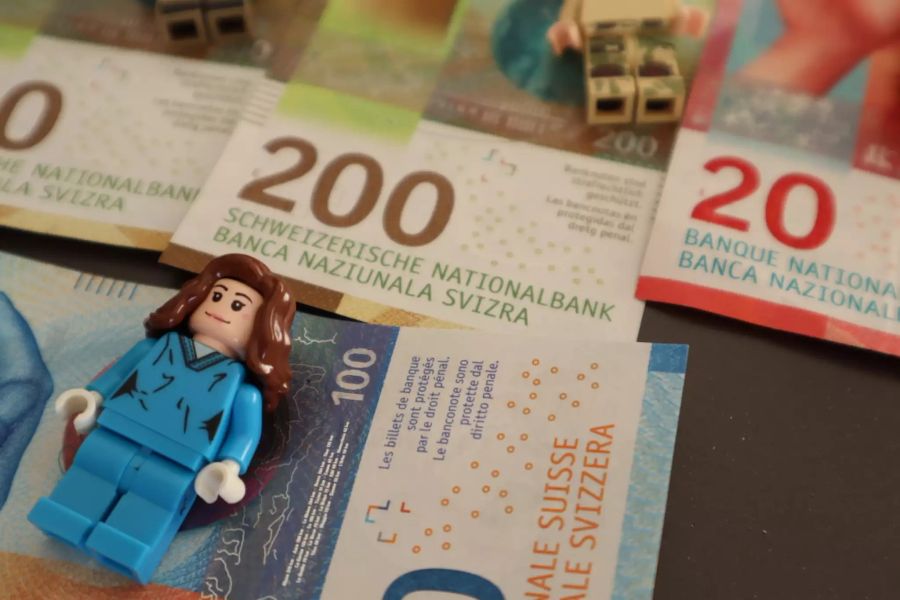 Legomännchen auf Banknoten