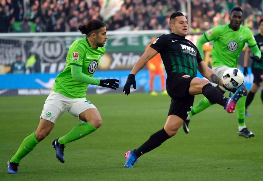 Ricardo Rodriguez (links) spielte jahrelang in Wolfsburg, jetzt steht er beim FC Turin unter Vertrag.