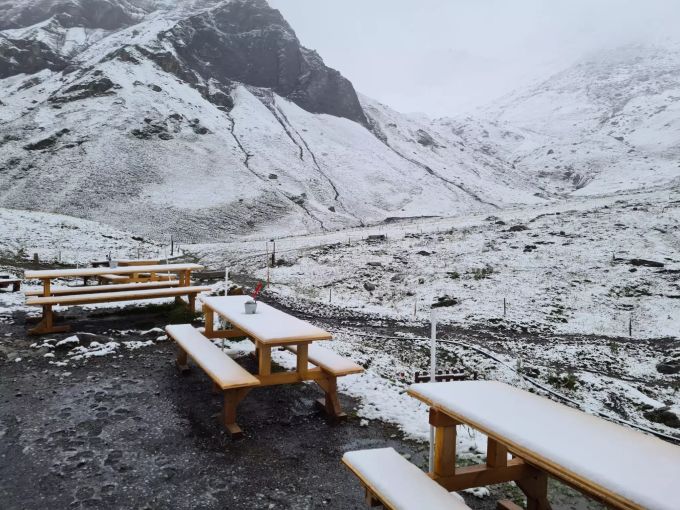 schnee im august
