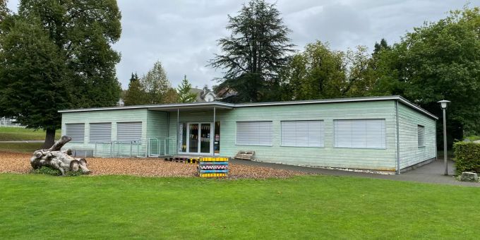 Aktuell sind vier Primarklassen im Pavillon GMS untergebracht. Wird das Oberstufenzentrum Rebberg gebaut, können sie wieder zu den andern Primarklassen ins Gemeindeschulhaus (GMS) ziehen. Aktuell sind vier Primarklassen im Pavillon GMS untergebracht. Wird da