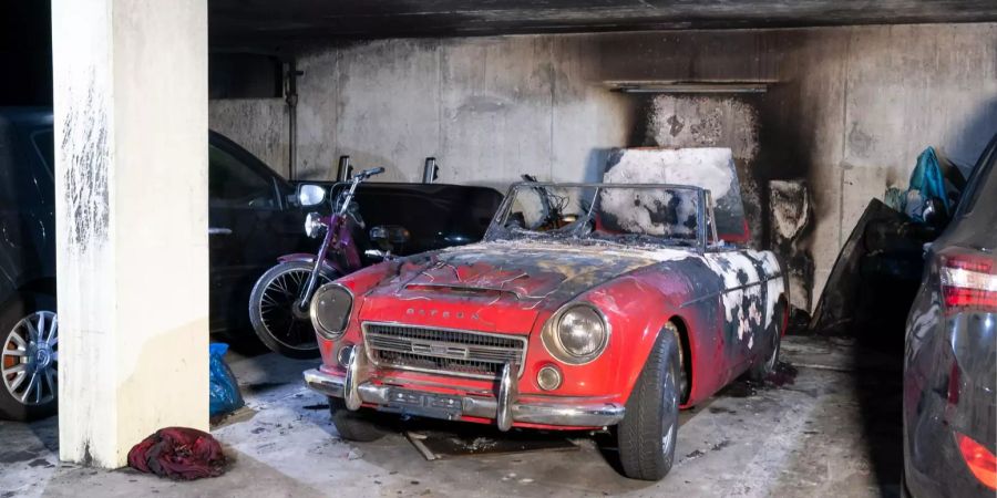 Brand in einer Einstellhalle