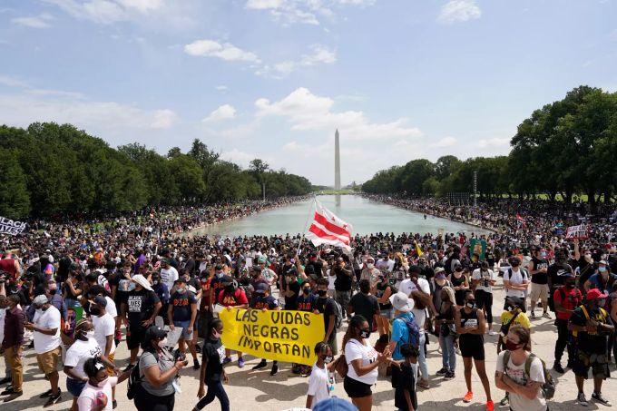 Demonstranten versammeln sich am Lincoln Memorial am 57. Jahrestages der «I Have A Dream»-Rede von Martin Luther King. Nach Tod von George Floyd: «Marsch auf Washington»