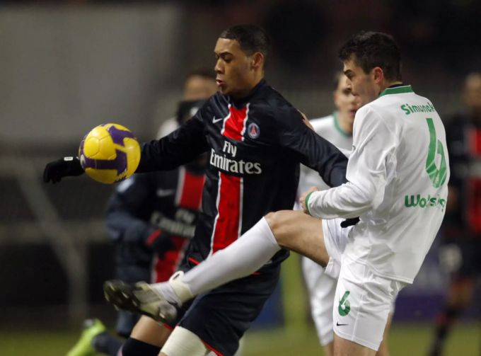Guillaume Hoarau schafft über die Ligue 2 den Sprung zu PSG. Später lancierte er seine Karriere bei YB neu. YB Hoarau