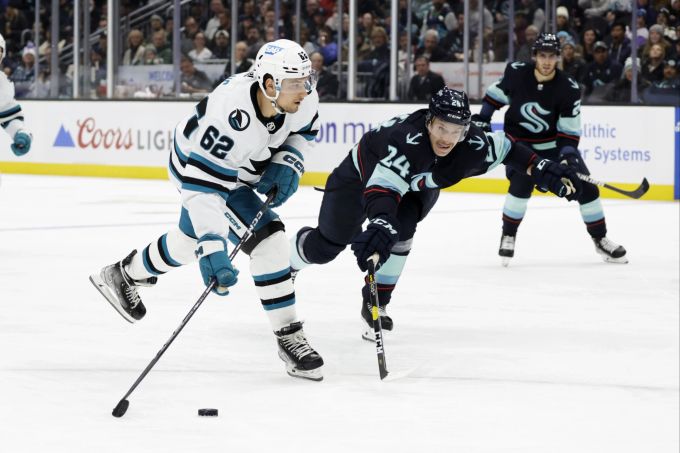 NHL Sharks Kraken Meier