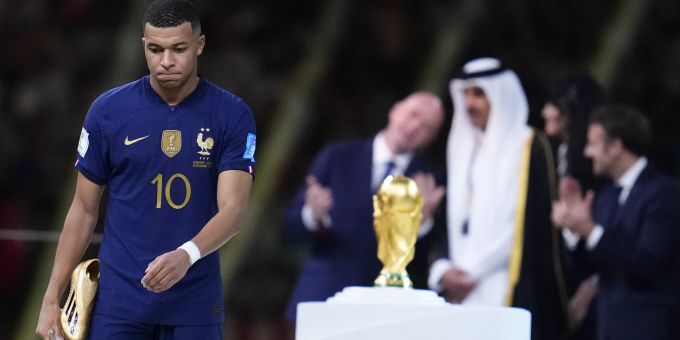 Kylian Mbappé verlässt den Final an der WM 2022 als Verlierer – trotz seines Hattricks. WM 2022