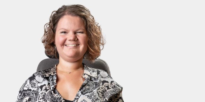Kim Pittet ist freischaffende Journalistin und Projektleiterin für «Reporter:innen ohne Barrieren» bei Inclusion Handicap. Kim Pittet Inclusion Handicap