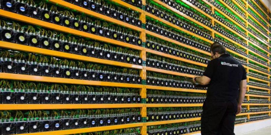 Eine Serverfarm zur Schaffung von Kryptowährung - hier in Kanada