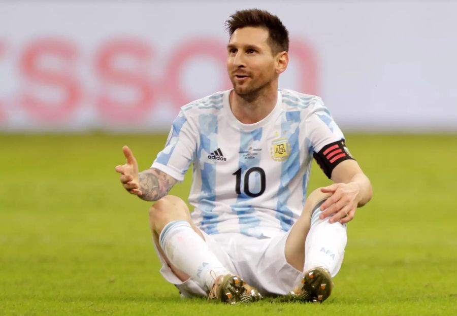 Die Nummer zwei im Forbes-Ranking ist Fussballstar Lionel Messi mit rund 120 Millionen Franken.