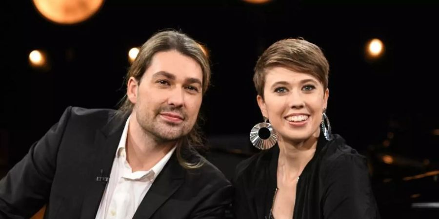 Stargeiger David Garrett und seine Schwester haben ein gutes Verhältnis. Foto: Uwe Ernst/NDR/dpa