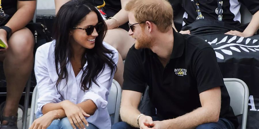 Erwischt! Das erste gemeinsame Bild von Meghan Markle und Prinz Harry. Die beiden Verliebten besuchen im September 2017 die Invictus Games in Toronto.