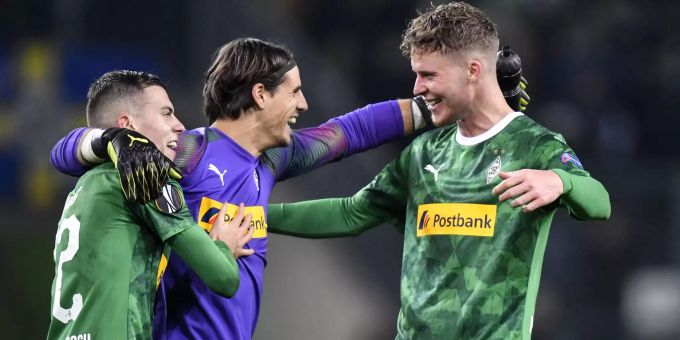 Sommer hält Elfmeter - Mönchengladbach festigt mit Sieg Leaderposition