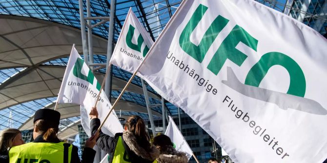 Flugbegleiter-Streik bei Lufthansa - Ufo