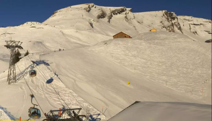 In Grindelwald lockten die Pisten am Neujahrsmorgen mit Platz und viel Sonne.