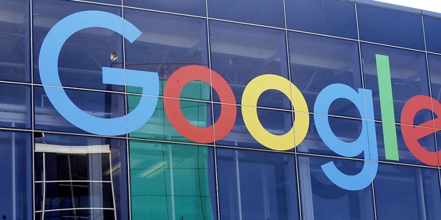 Die indische Wettbewerbsbehörde CCI hat dem US-Konzern Google die zweite Millionenstrafe binnen weniger Tage aufgebrummt. Die Behörde verpflichtete den Internetriesen am Dienstag zu einer Zahlung von 113 Millionen Dollar für dessen «unfaires» Zahlungssystem. (Archivbild)