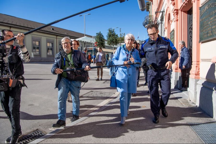 Bundesrätin Elisabeth Baume-Schneider besuchte am Montag Chiasso und machte sich vor Ort ein Bild von der Situation.