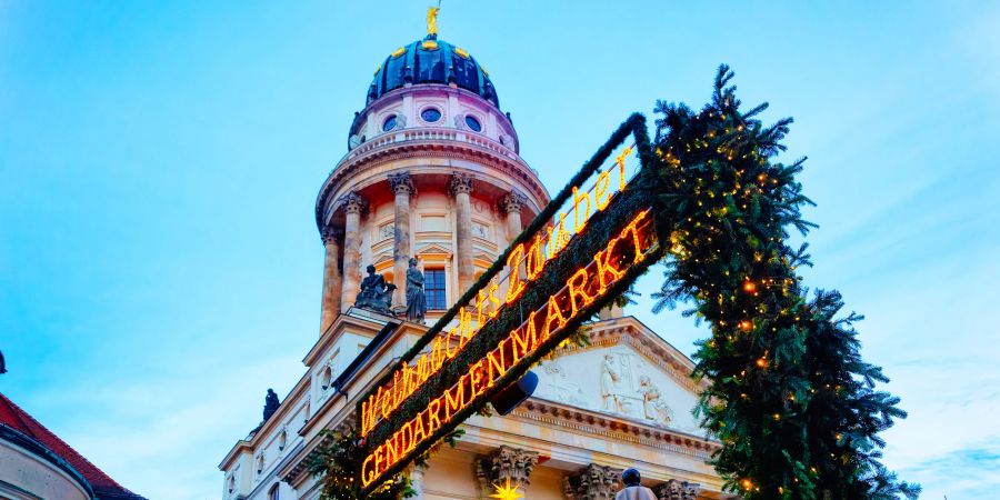 Berlin Weihnachtszauber Gendarmenmrkt Schild.