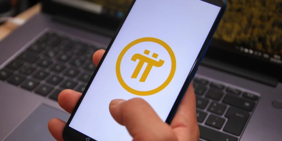 Smartphone Hand Icon Pi App